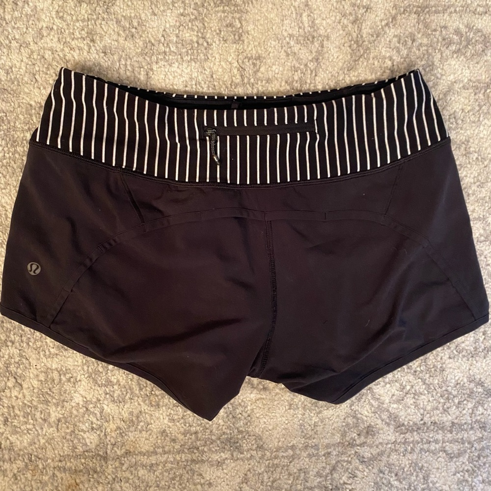Lululemon Run Times shorts